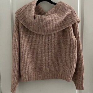 H&M Mauve off the shoulder Sweater